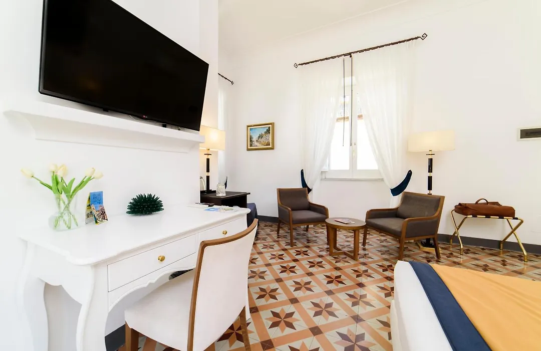 Amalfi Luxury House-1
